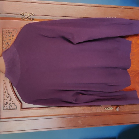 Men's Purple Banana Republic Sweater size Medium - Picture 5 of 5